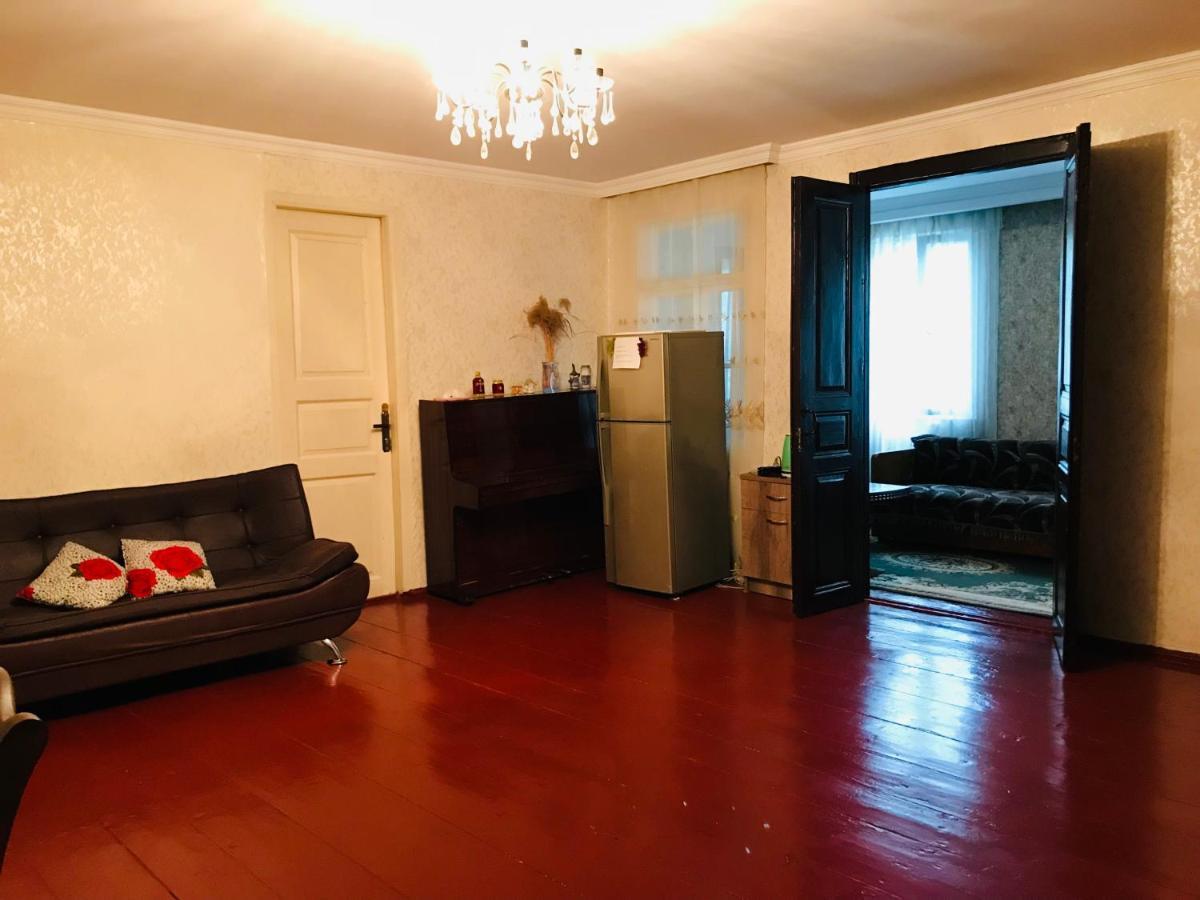 Butichi Guest House Chiatura Buitenkant foto