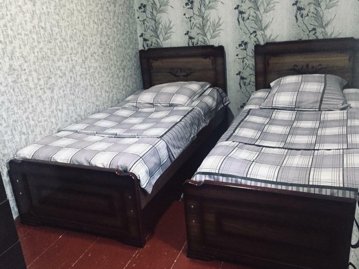 Butichi Guest House Chiatura Buitenkant foto